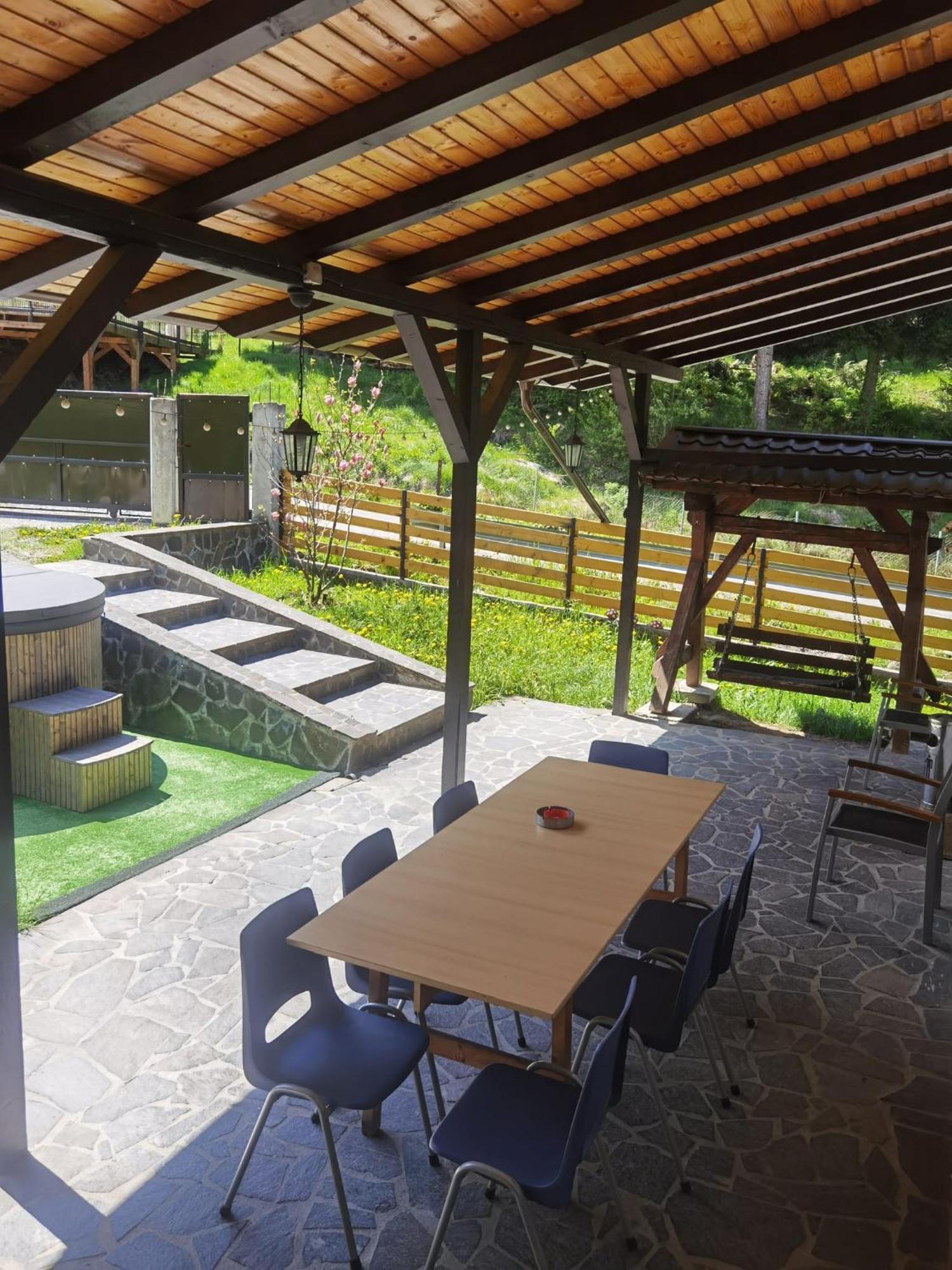 Casa Pietrosu Rodnei Hotell Borşa Exteriör bild